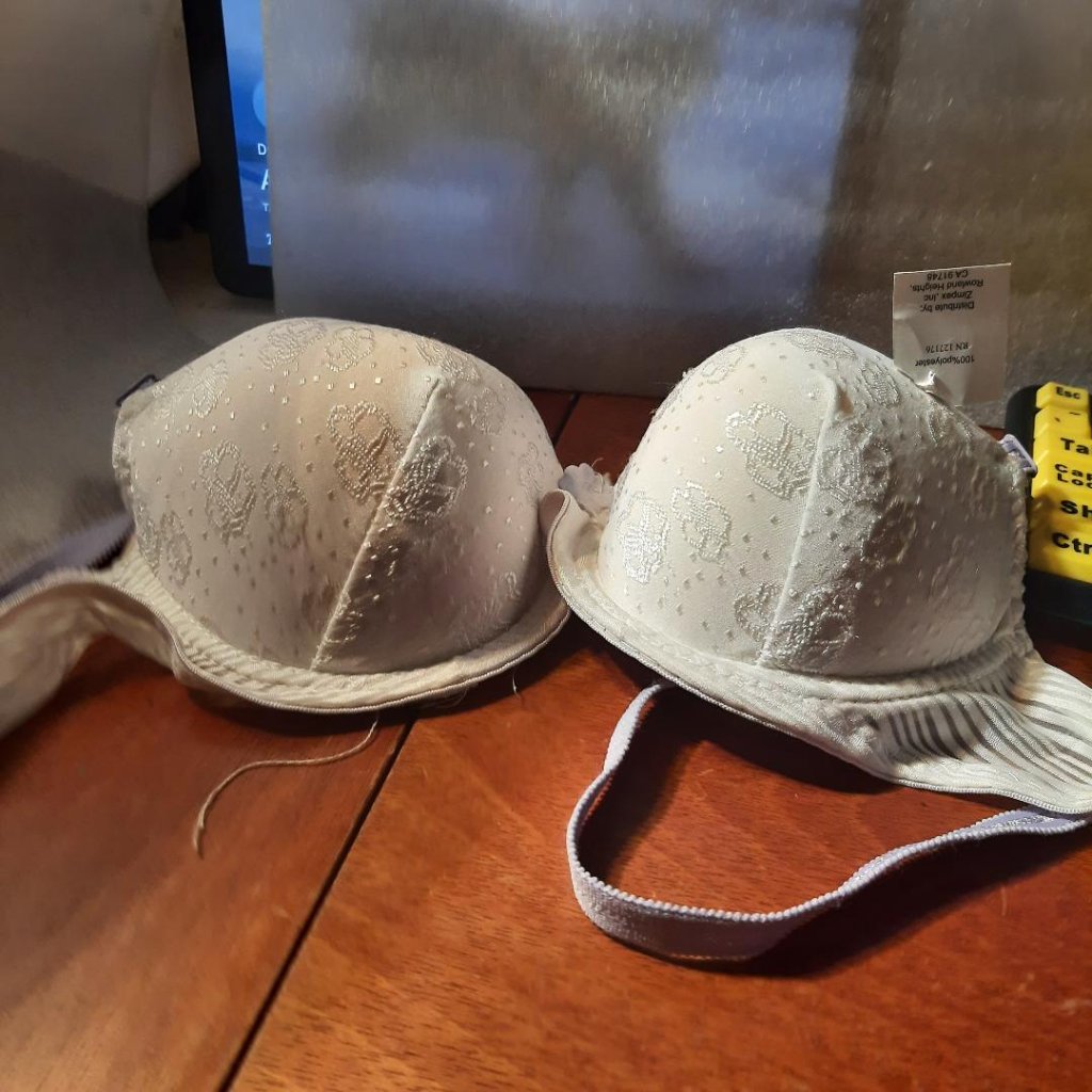 New With Tag ! Pretty Girl 21 Assorted Bra Abc Push Up Bra White Size 38 B